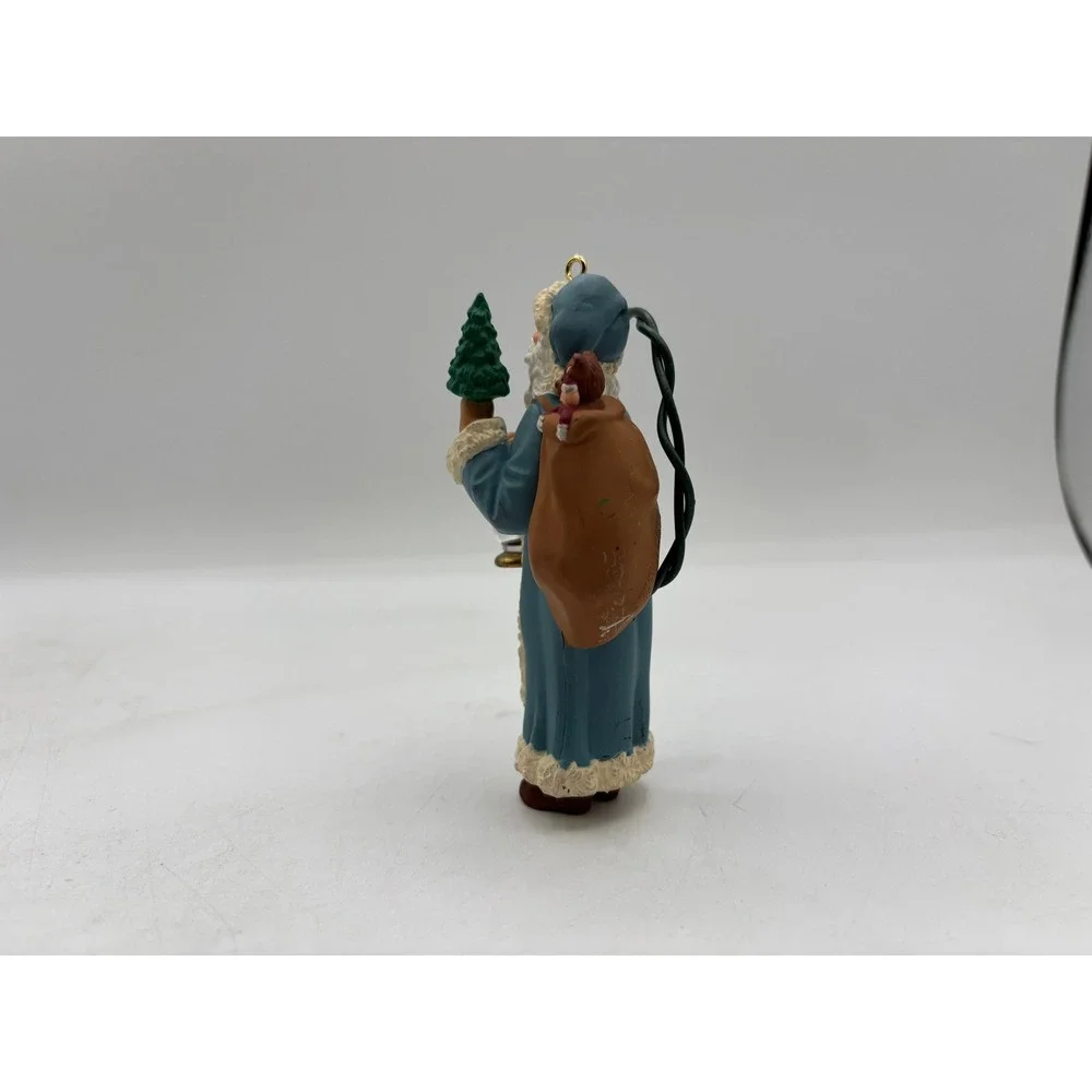 Hallmark Keepsake Ornament 1991 Vintage Father Christmas Magic Flickering Light